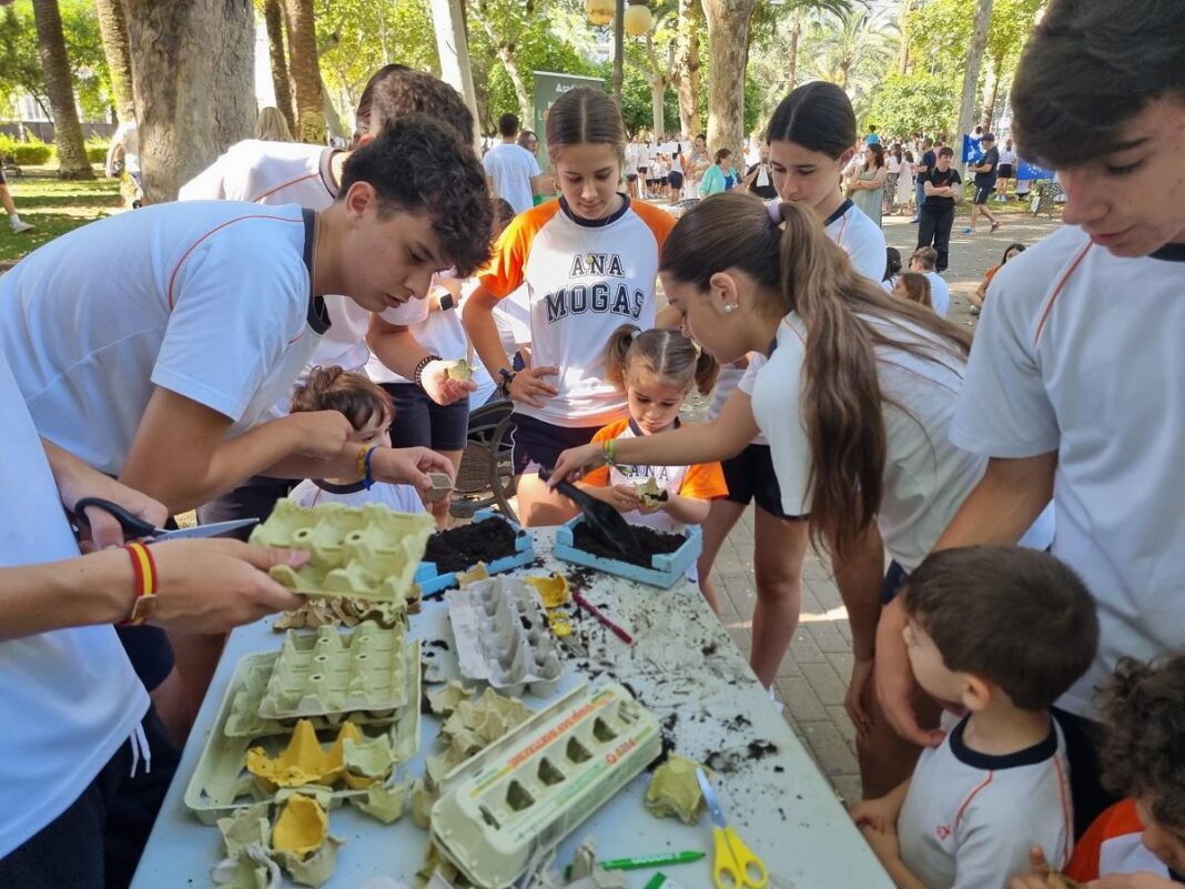 el-colegio-divina-pastora-celebra-el-dia-del-medio-ambiente-con-sadeco