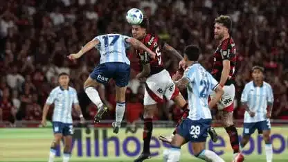 2280400-racing-perdio-en-la-ida-de-la-semifinal-de-la-libertadores