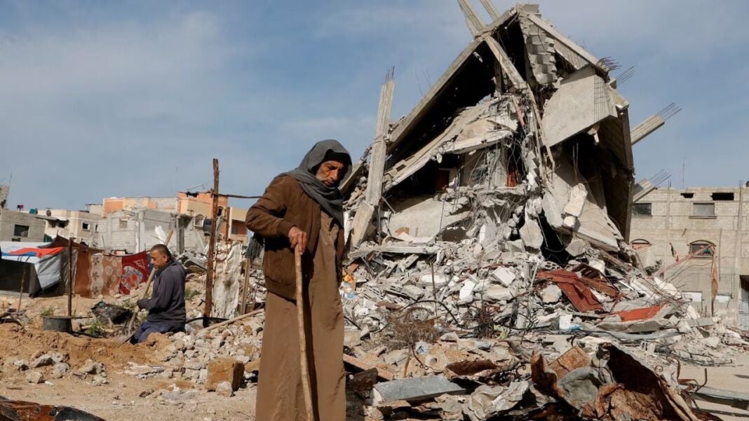 2291607-advierten-que-gaza-esta-sepultada-bajo-61-millones-de-toneladas-de-escombros
