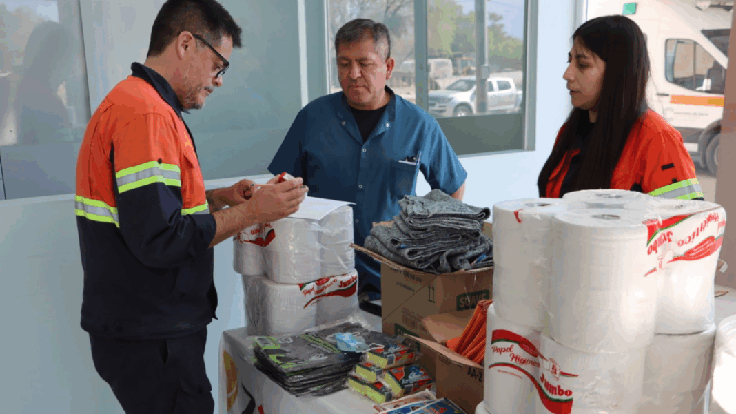 2294595-zijin-liex-entrego-insumos-de-limpieza-al-hospital-distrital