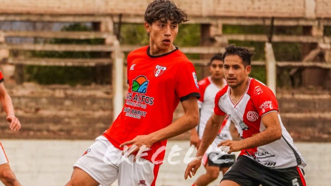 2295506-villa-dolores-y-deportivo-alijilan-no-se-sacaron-ventaja