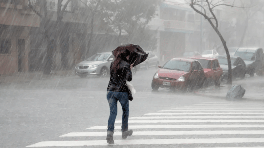 2304497-tormentas-en-catamarca-emiten-nueva-alerta-amarilla-para-este-lunes