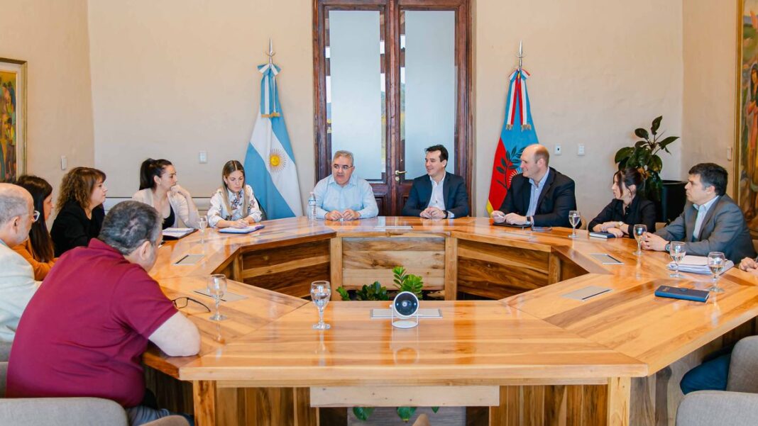 2305851-jalil-junto-al-equipo-de-gobierno-analizaron-proyectos-y-plan-de-obras-a-desarrollar